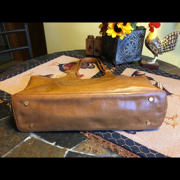 Tory Burch Bag 🔥 - Picture 4 of 8